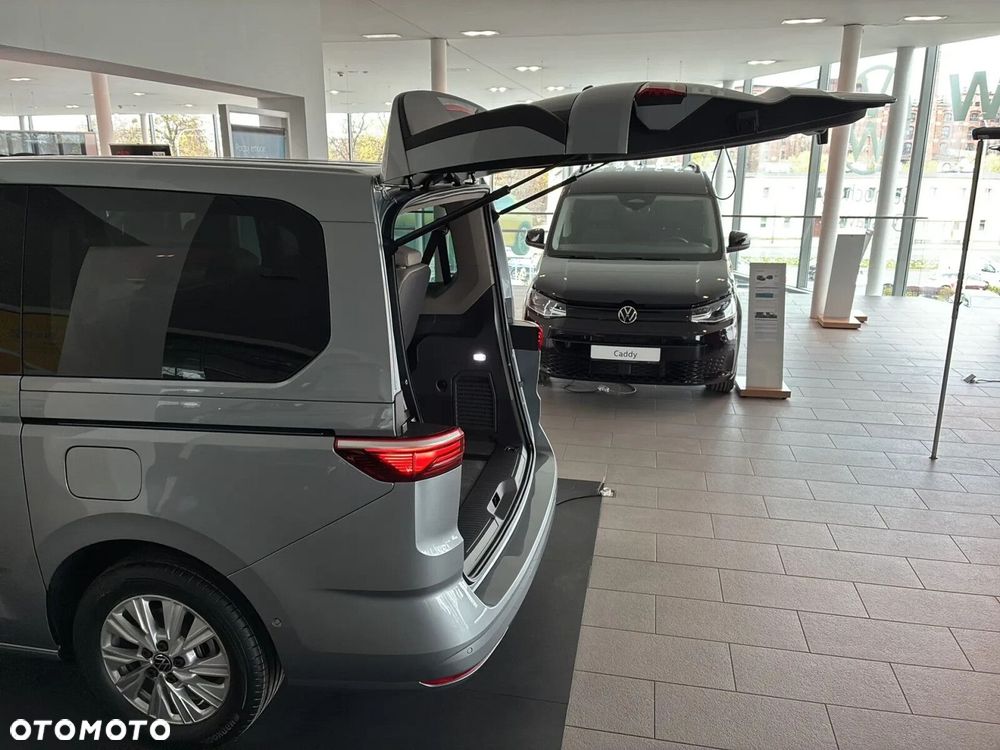 Volkswagen Multivan - 33