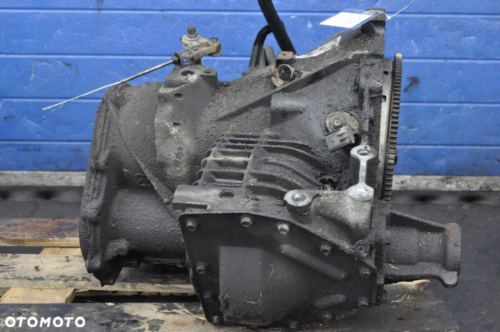 VOYAGER III 3.3 V6 173KM SKRZYNIA AUTOMAT 966 - 4