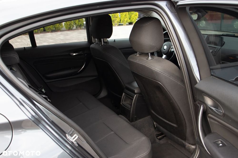 BMW Seria 1 - 29