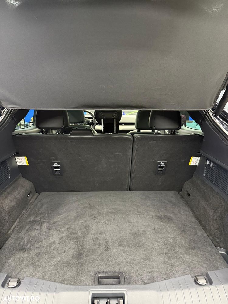 Ford Mustang Mach-E - 16