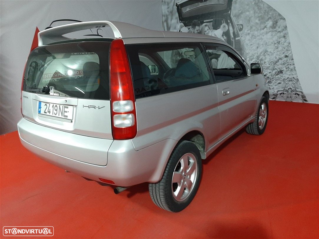 Honda HR-V 1.6 LS - 19