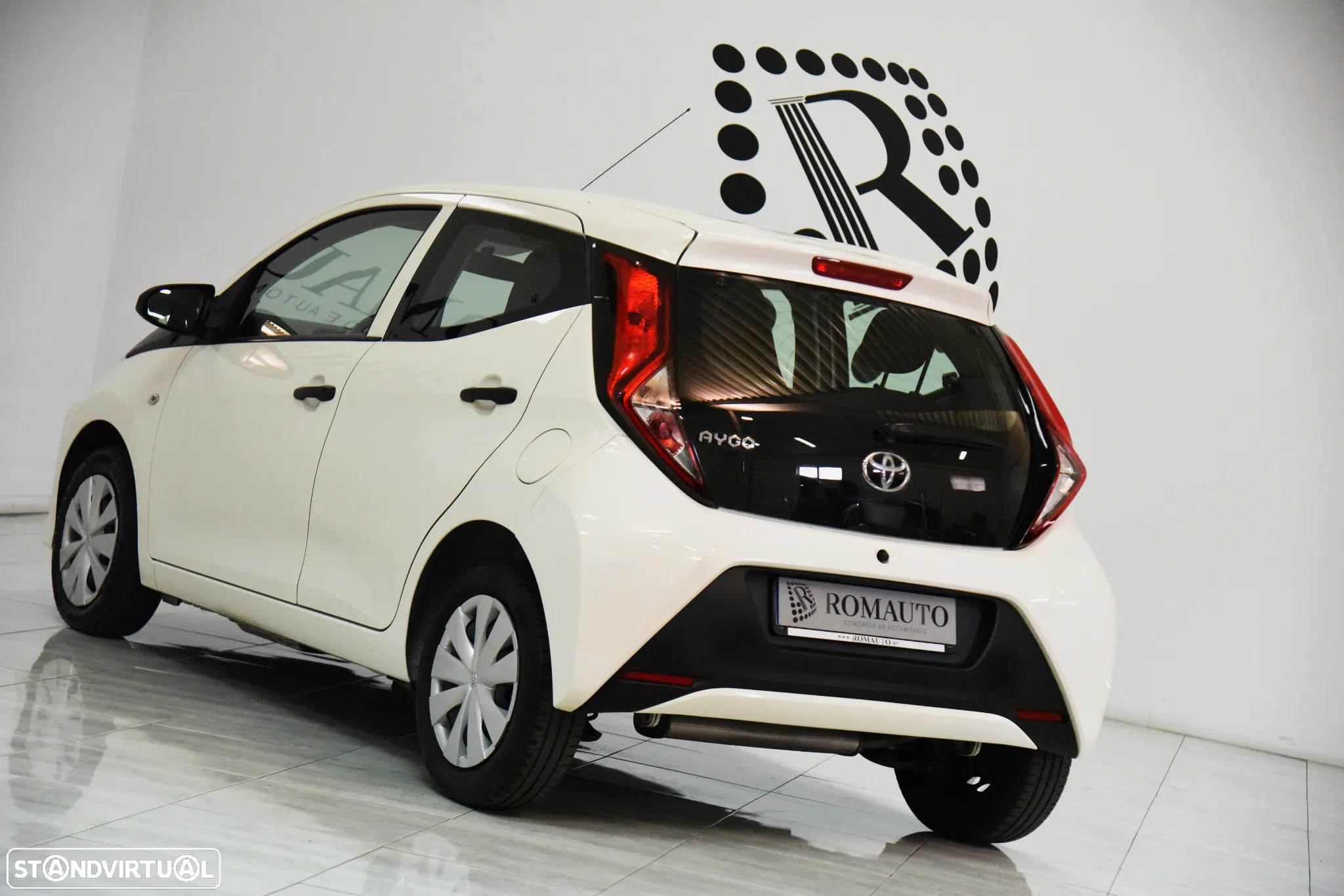 Toyota Aygo x-play Eco - 7