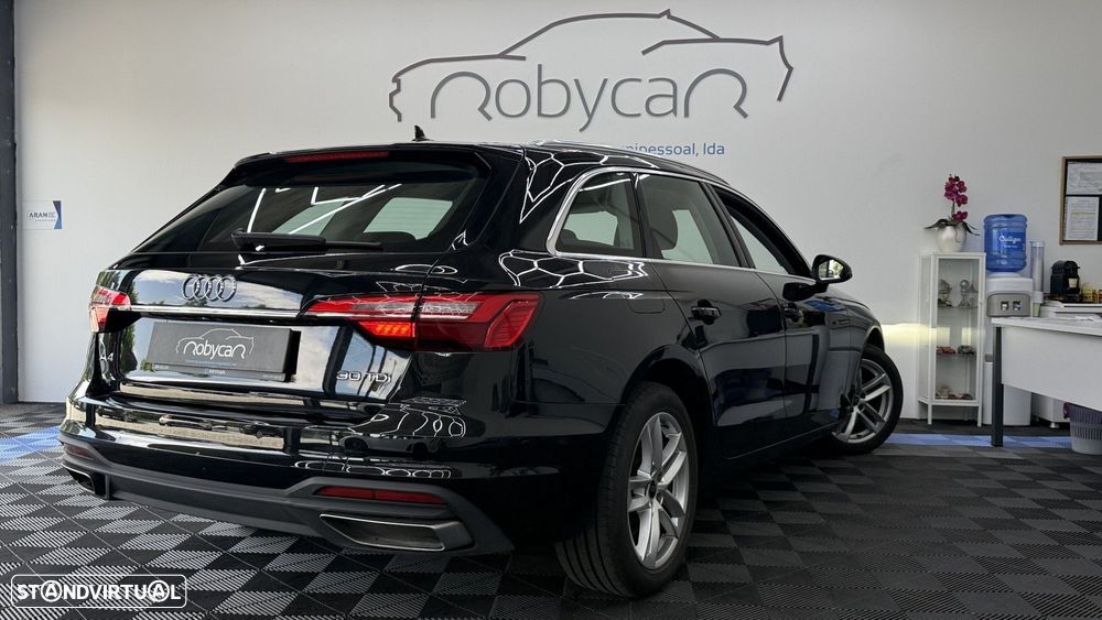 Audi A4 Avant 30 TDI Advanced S tronic — fotografia 7