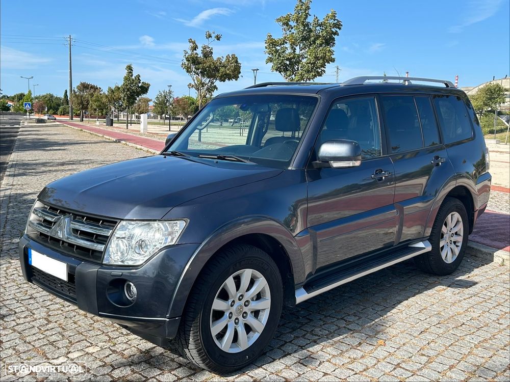 Mitsubishi Pajero 3.2 DI-D Auto Instyle - 1