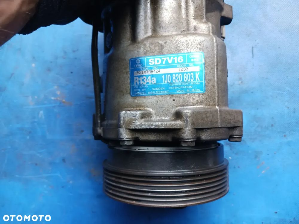 Sprężarka Kompresor Klimatyzacji Klima 1J0820803K Volkswagen Golf Bora Seat Toledo Leon Skoda  Octavia Audi A3 - 3