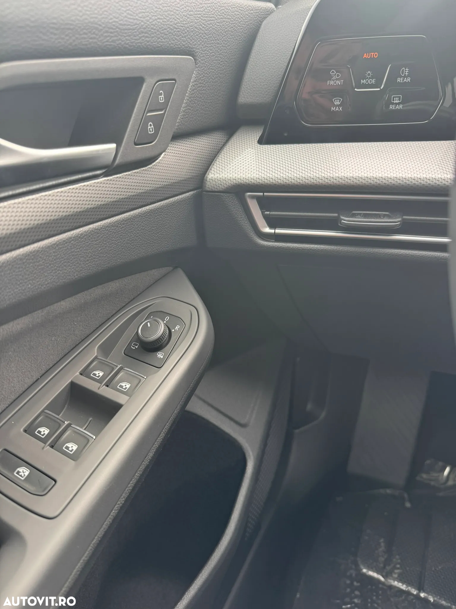 Volkswagen Golf 2.0 TDI DSG Style - 21