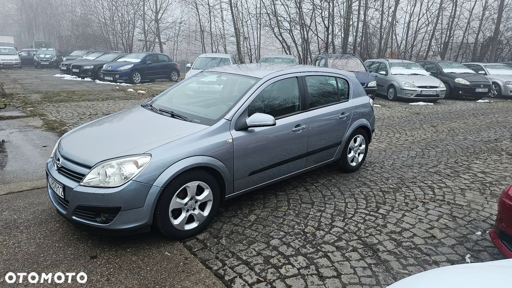 Opel Astra 1.7 CDTI Cosmo - 4