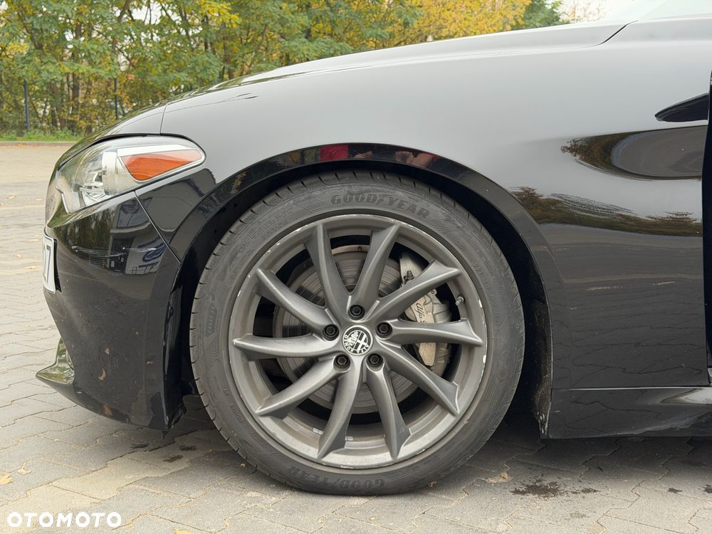 Alfa Romeo Giulia - 13