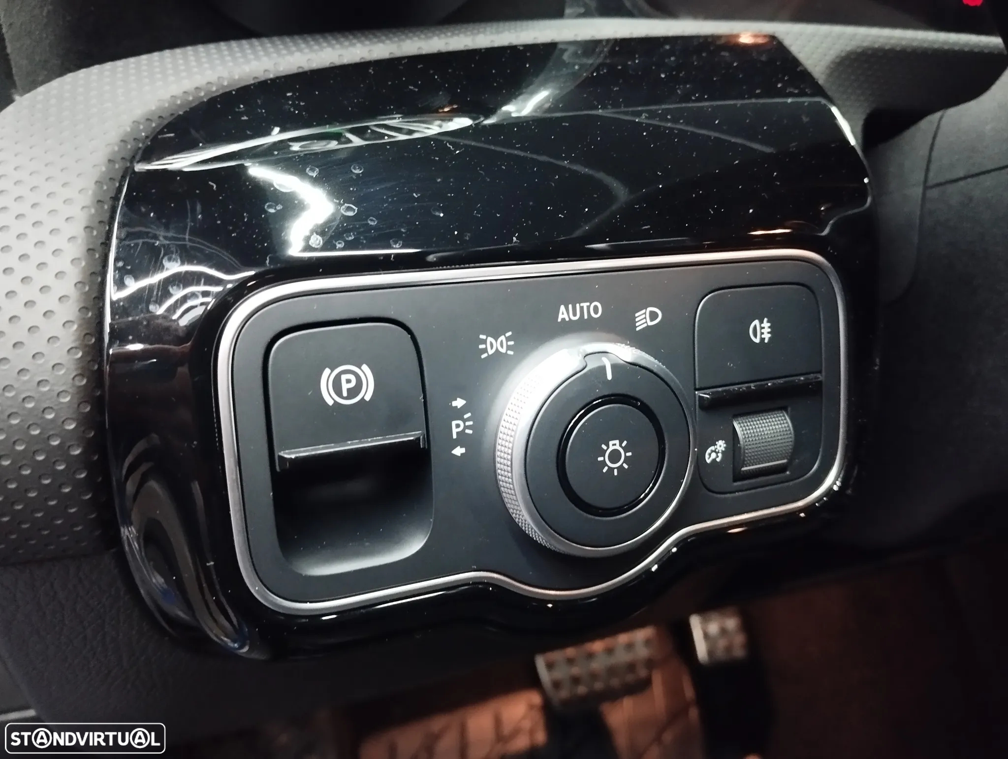 Mercedes-Benz A 180 d 8G-DCT AMG Line - 22