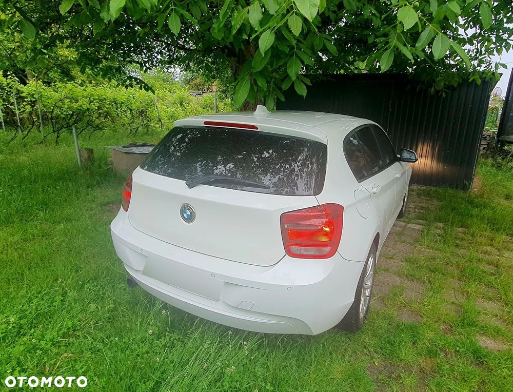 BMW Seria 1 - 15