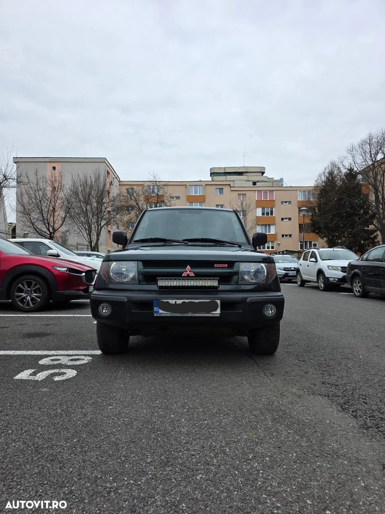 Mitsubishi Pajero Pinin - 2