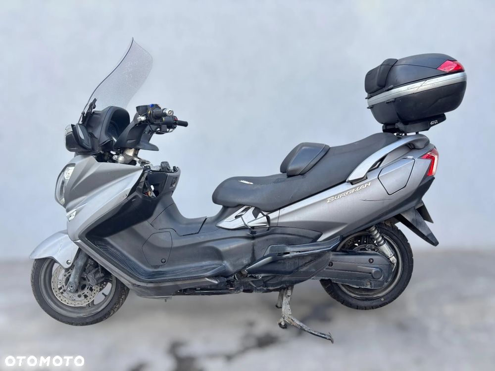Suzuki Burgman - 5