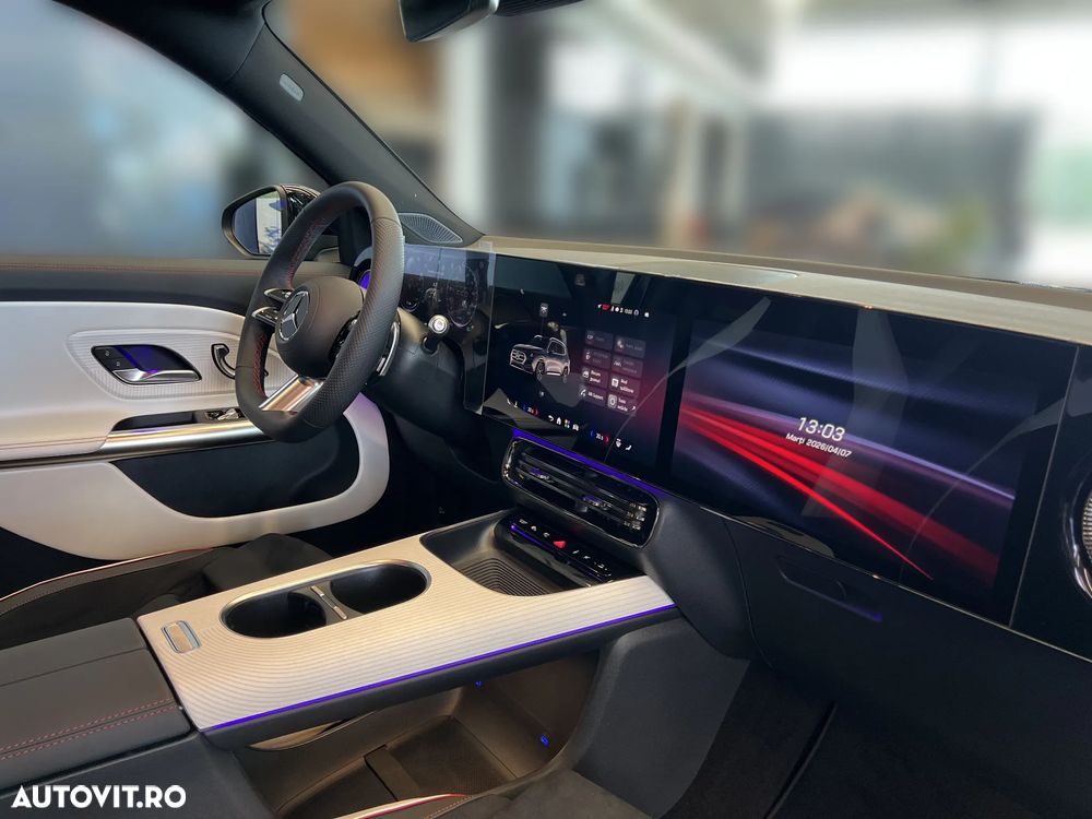 Mercedes-Benz GLB - 12