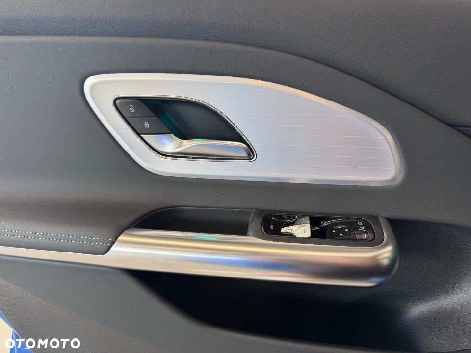 Mercedes-Benz CLA - 9