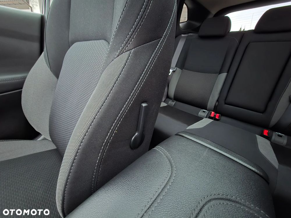 Nissan Qashqai 1.3 DIG-T N-CONNECTA - 34