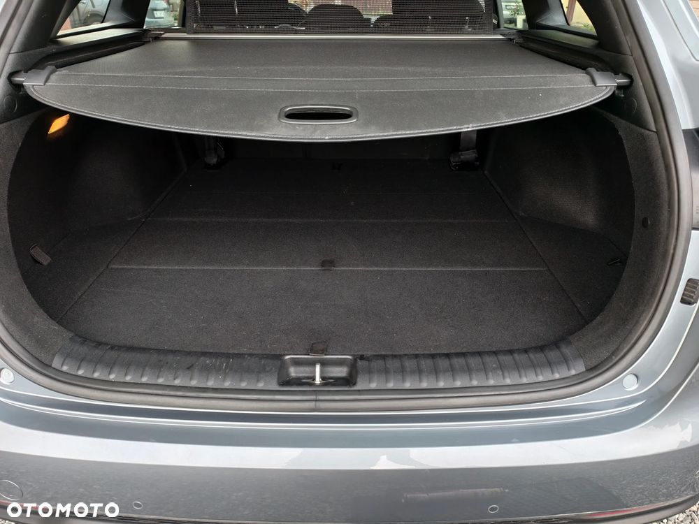 Kia Ceed 1.6 CRDi mHEV S - 12