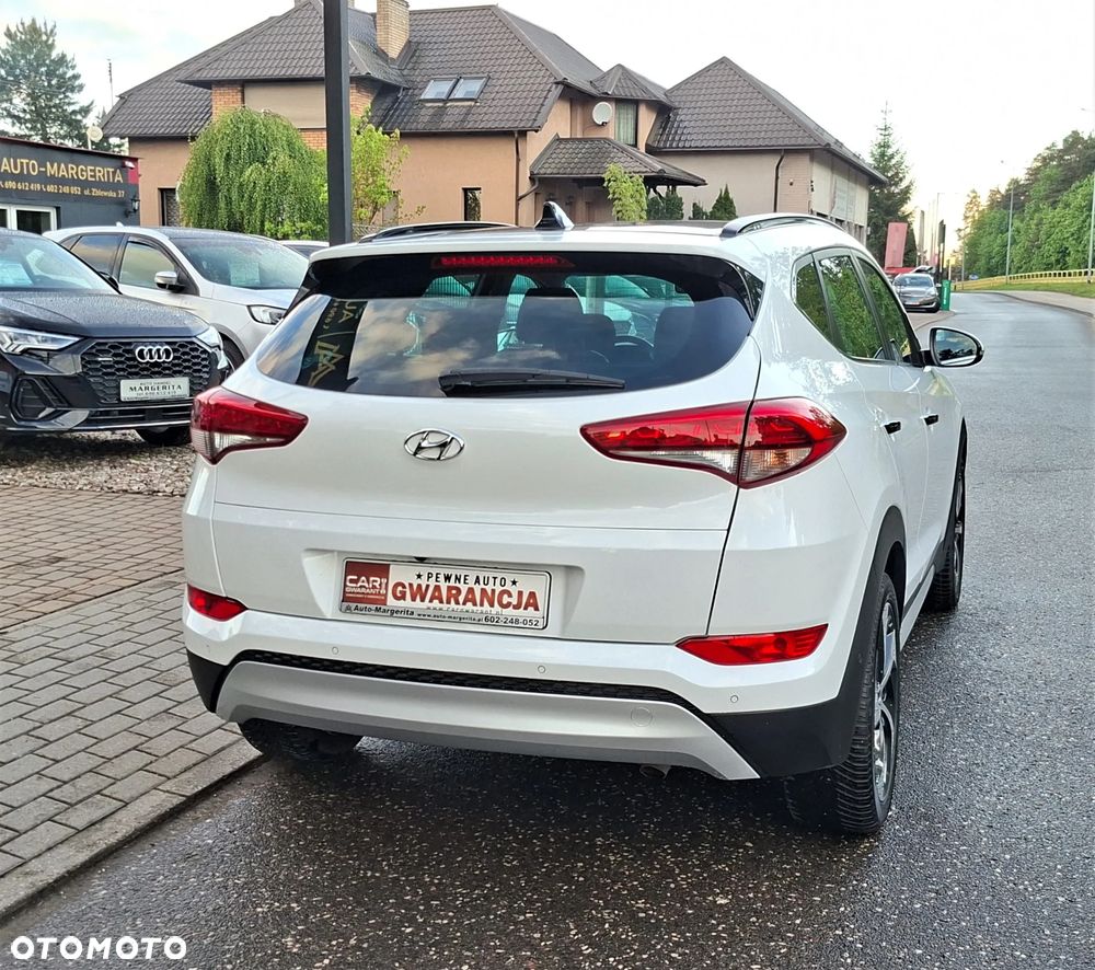 Hyundai Tucson blue 1.7 CRDi 2WD DCT Premium - 9