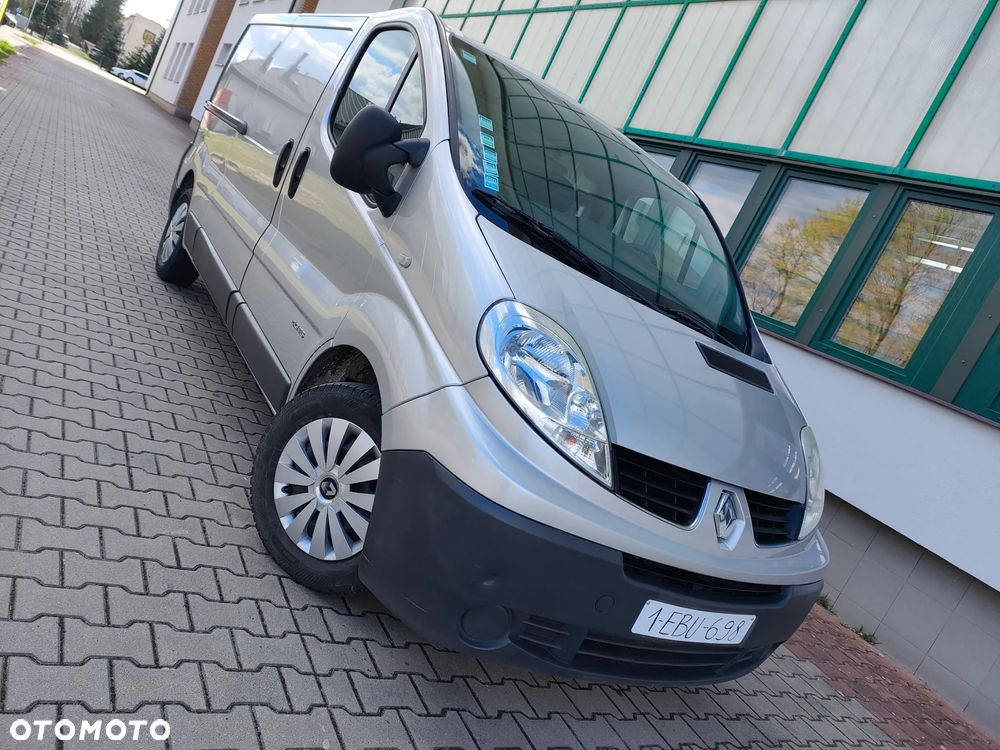 Opel Vivaro - 2