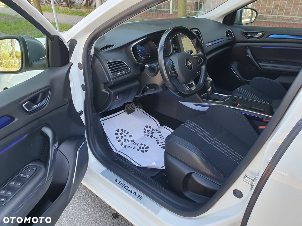 Renault Megane ENERGY TCe 165 EDC GT LINE - 17