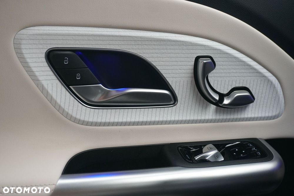 Mercedes-Benz GLB 250+ EQ 85kWh - 14