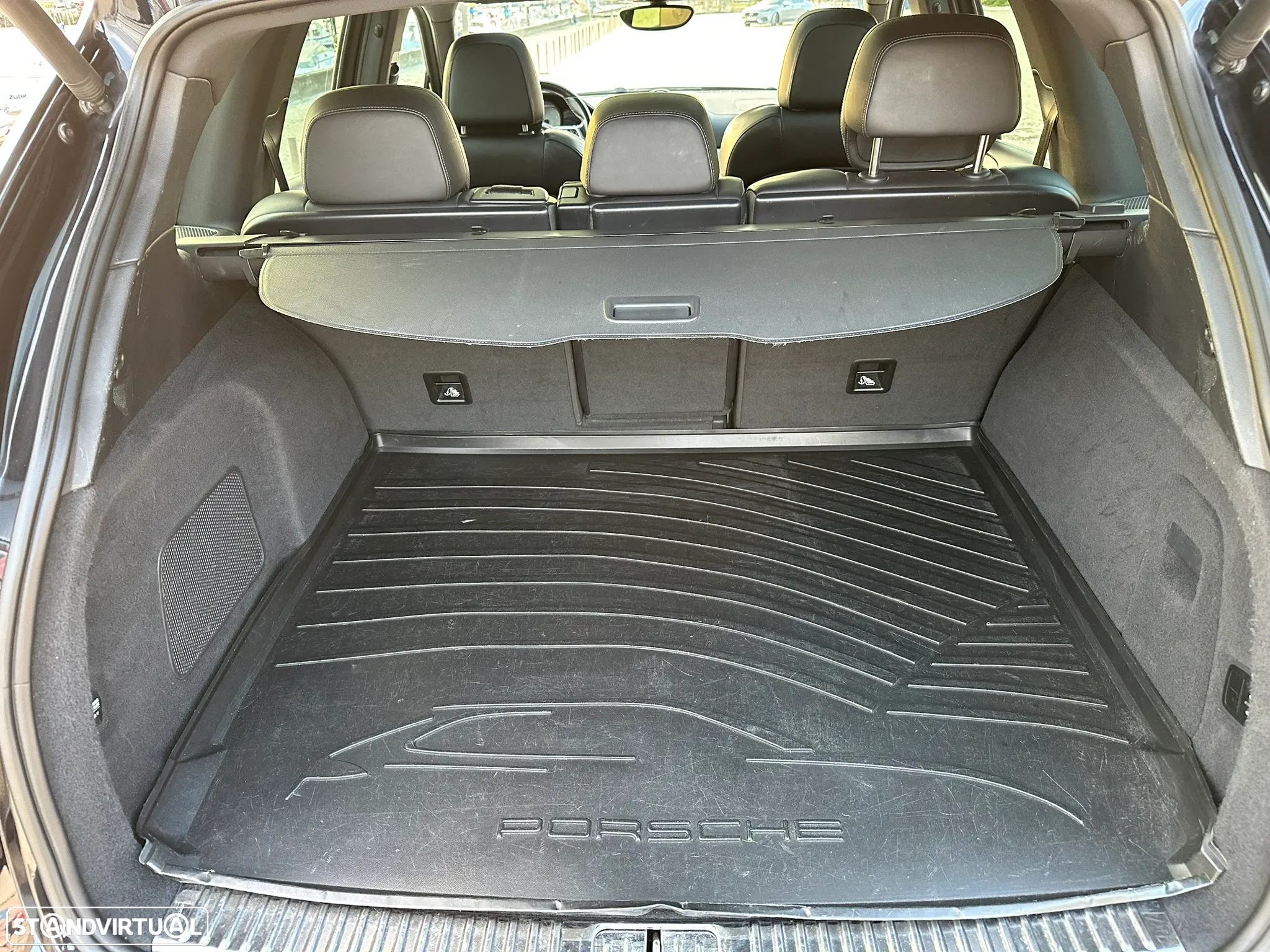 Porsche Cayenne S Hybrid - 39