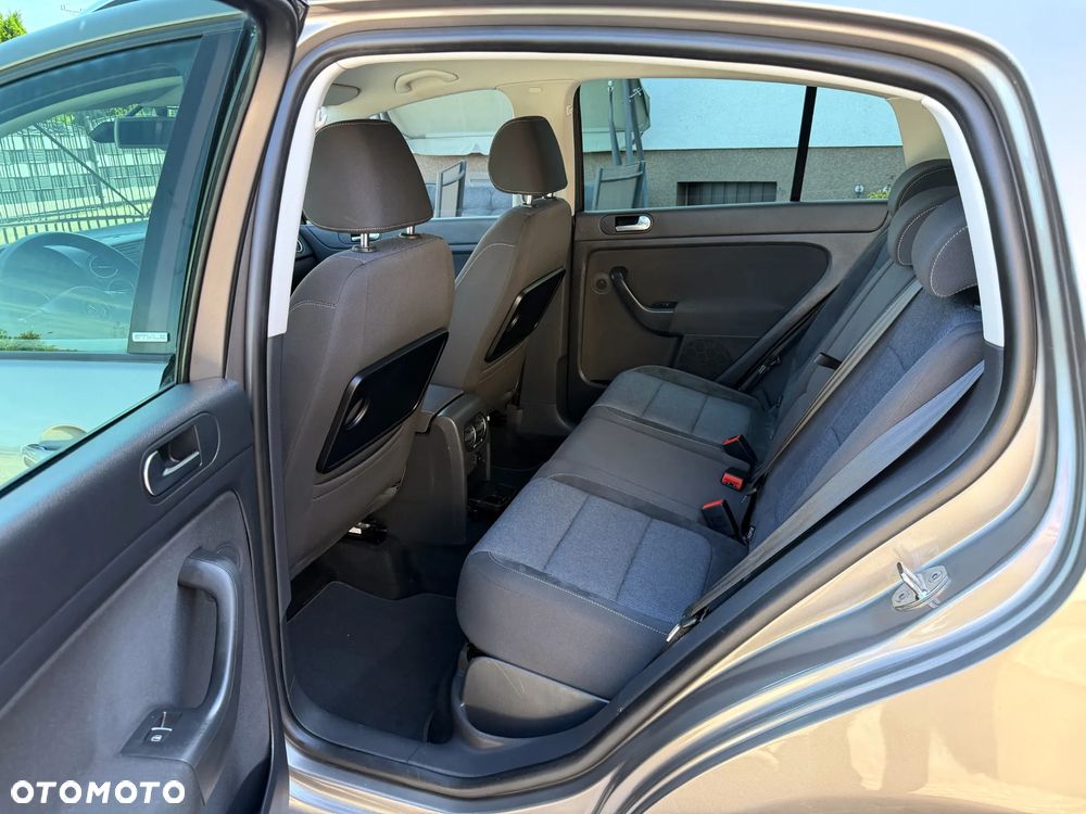 Volkswagen Golf Plus 1.2 TSI Style - 21