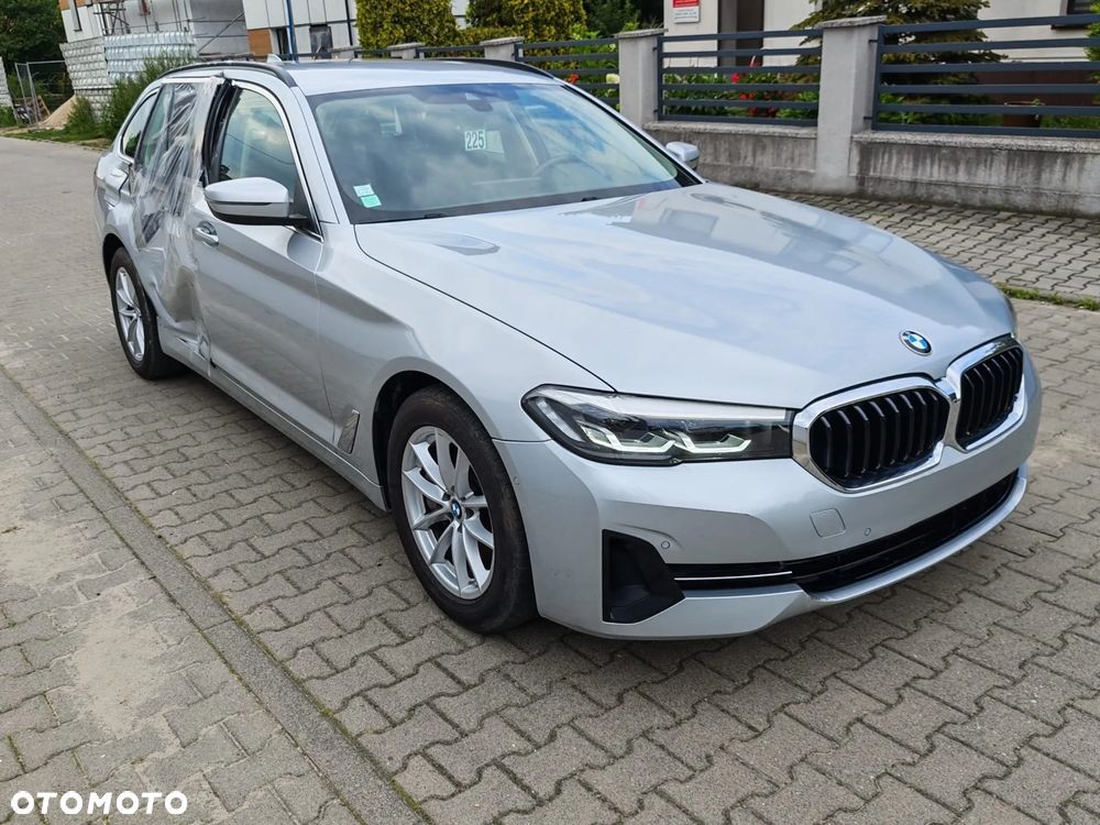 BMW Seria 5 530d xDrive mHEV - 7