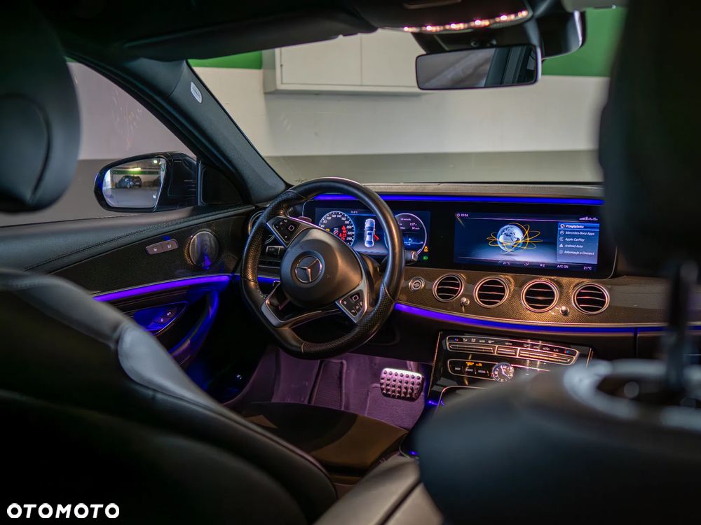 Mercedes-Benz Klasa E 220 d 4-Matic 9G-TRONIC - 17