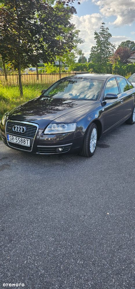 Audi A6 Limousine 4.2 FSI Quattro Tiptronic - 2