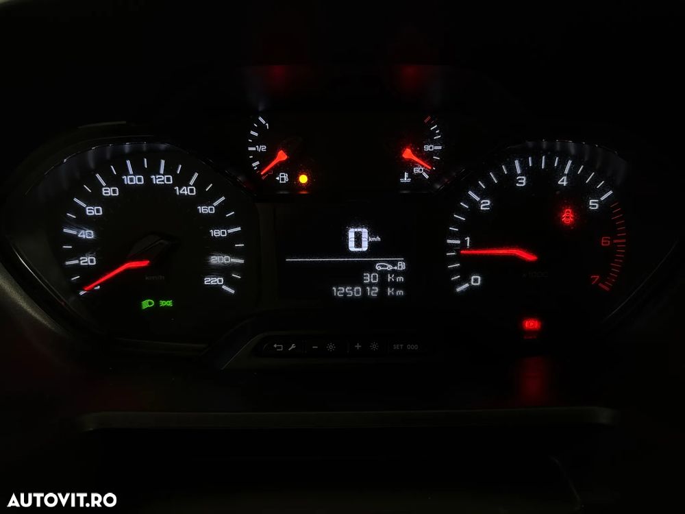 Peugeot Partner - 10