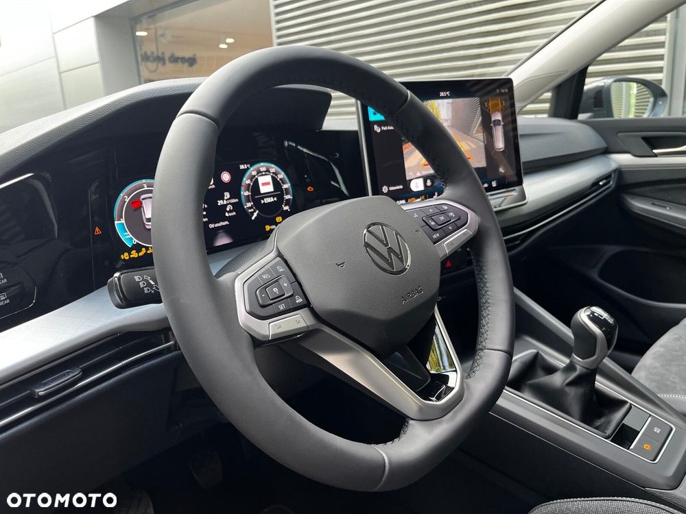 Volkswagen Golf - 13