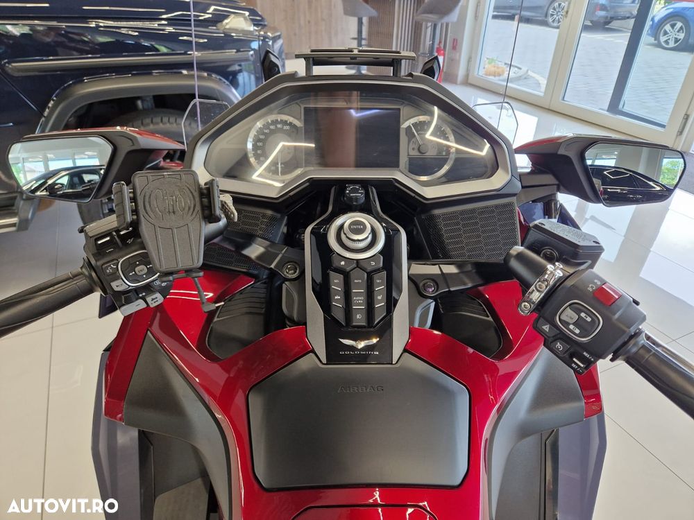 Honda Gold Wing - 9