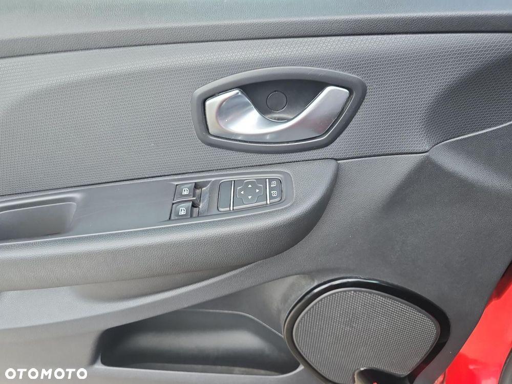 Renault Clio 0.9 TCe Life - 9