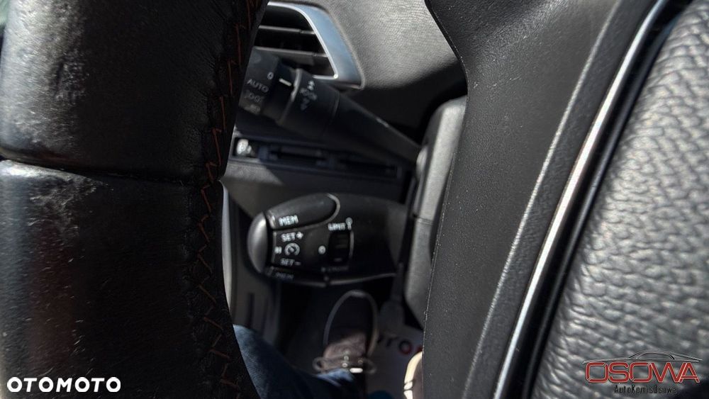 Peugeot 3008 BlueHDi 120 Stop & Start Allure - 34