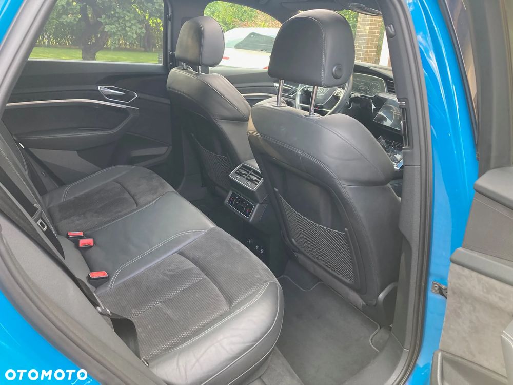 Audi e-tron Sportback 55 Quattro S Line - 16
