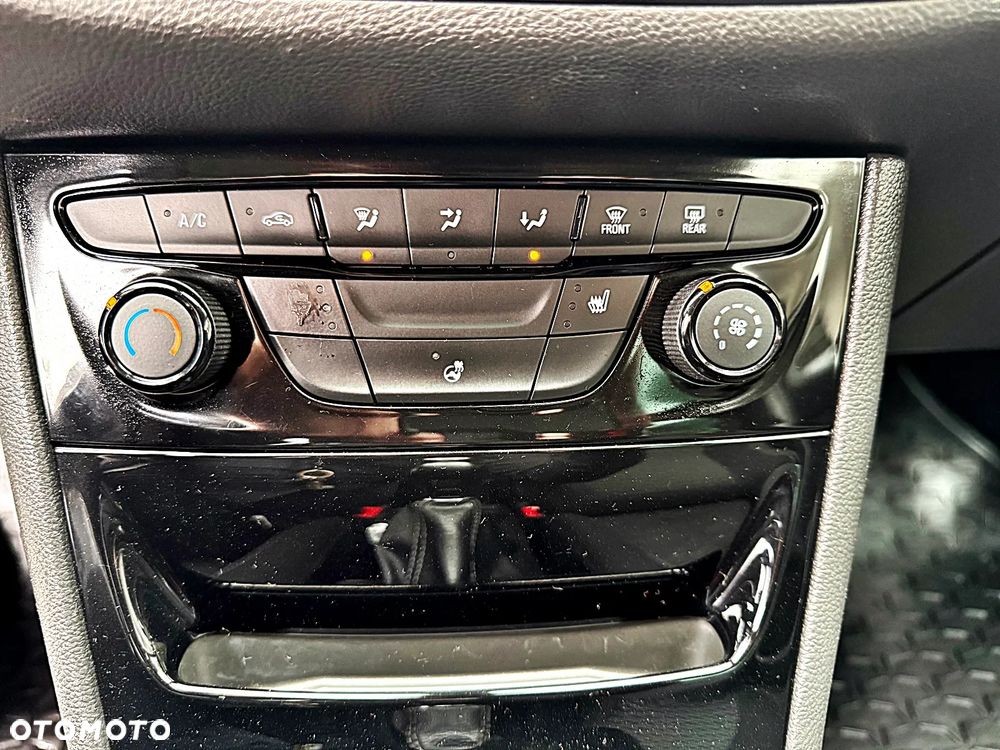 Opel Astra 1.6 D (CDTI) Start/Stop Innovation - 33