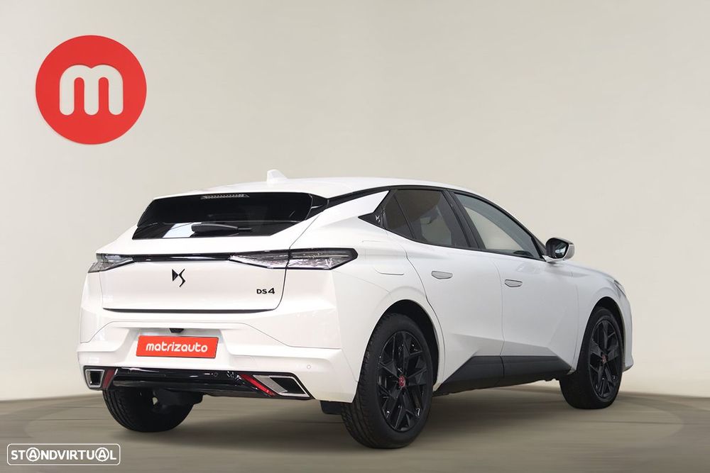 DS DS4 4 1.2 PureTech Performance Line EAT8 - 4