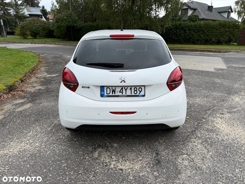 Peugeot 208 1.2 PureTech Style - 18