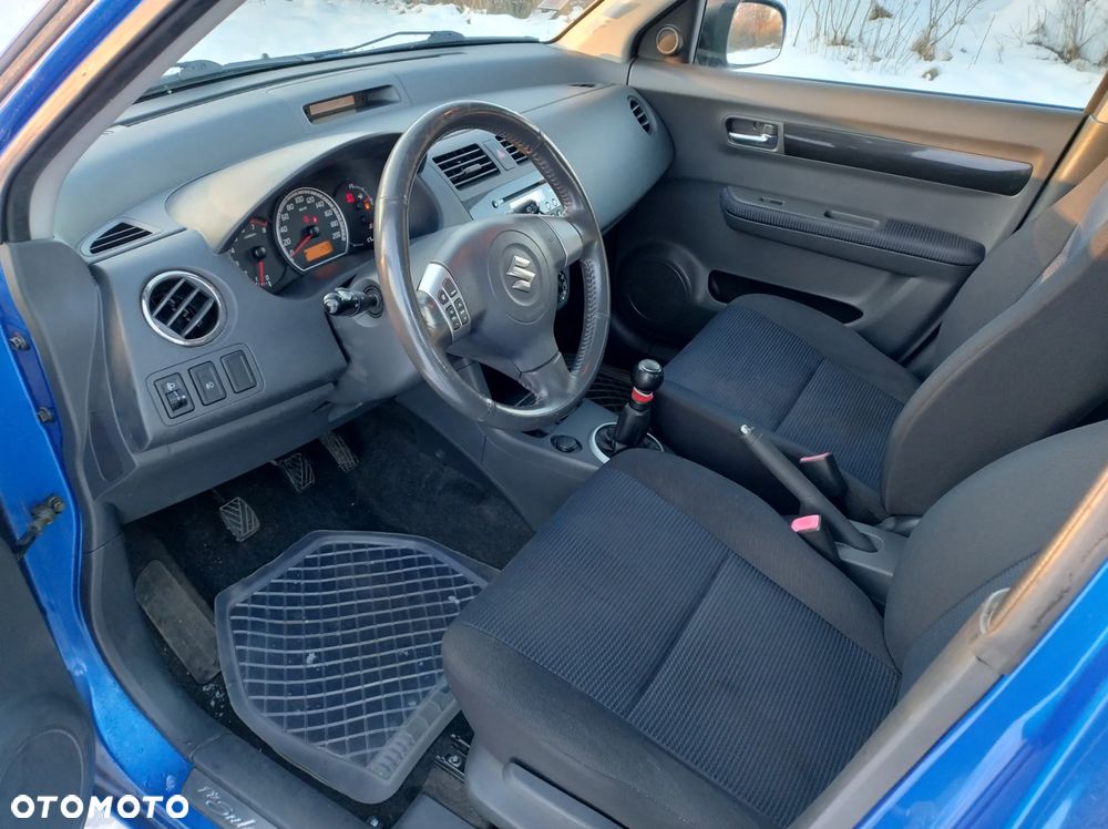 Suzuki Swift 1.3 GS / Premium 4WD - 23