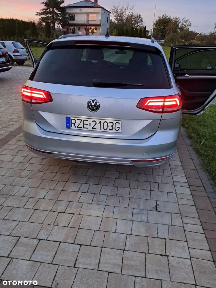 Volkswagen Passat 2.0 TDI BMT Comfortline DSG - 9