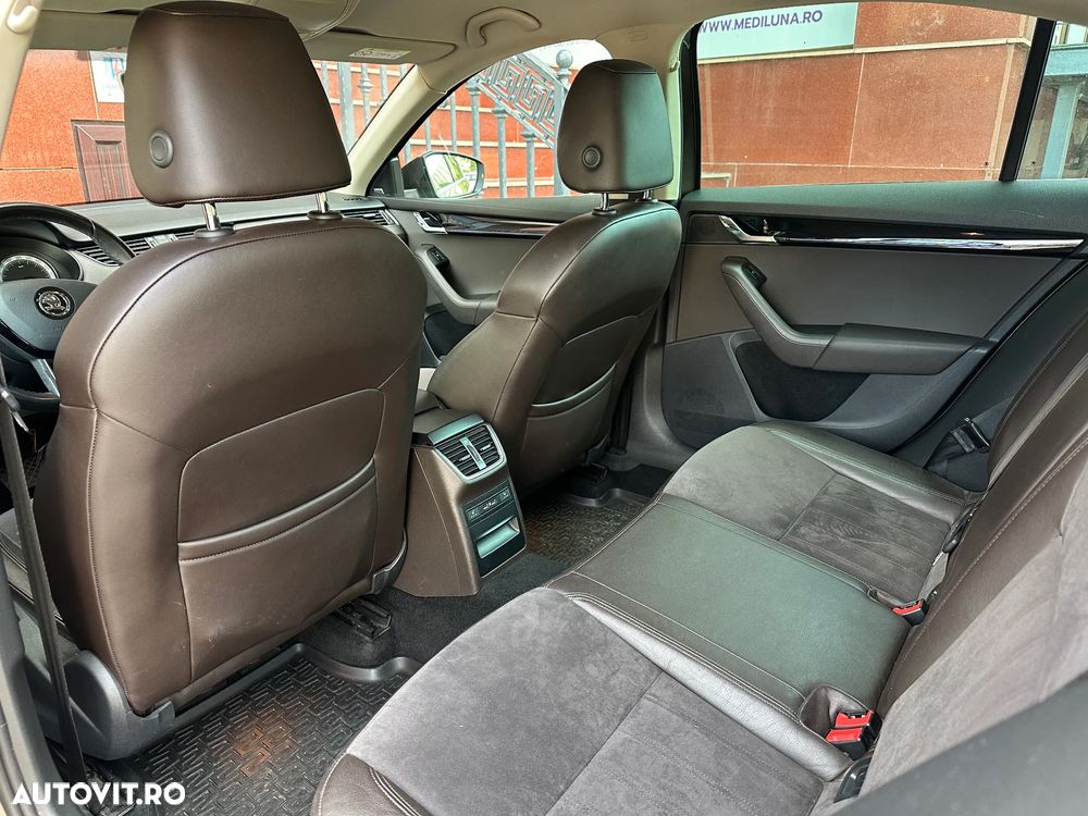 Skoda Octavia 2.0 TDI DSG Laurin & Klement - 10