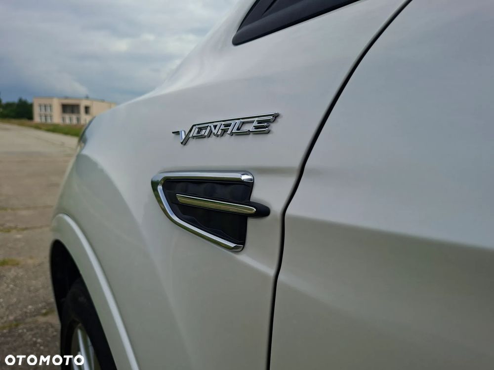 Ford Kuga 2.0 TDCi 4x4 Vignale - 12