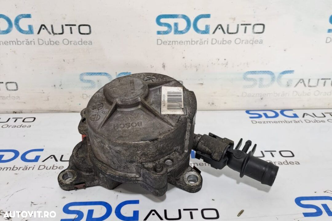 Pompa vacuum 8200902378 Renault Master 2.3 Euro 5 - 4