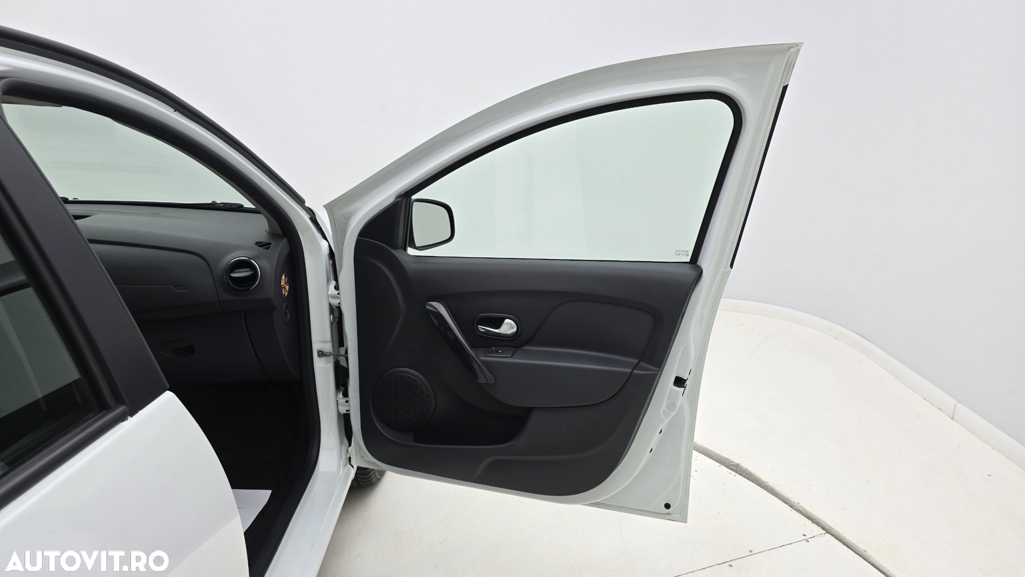 Dacia Logan 1.5 Blue dCi Laureate - 18