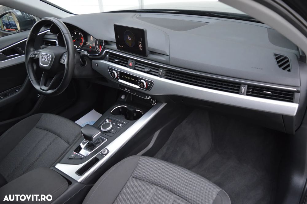 Audi A4 2.0 TDI S tronic - 38