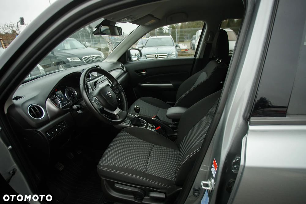 Suzuki Vitara 1.4 Boosterjet Elegance 4WD - 23