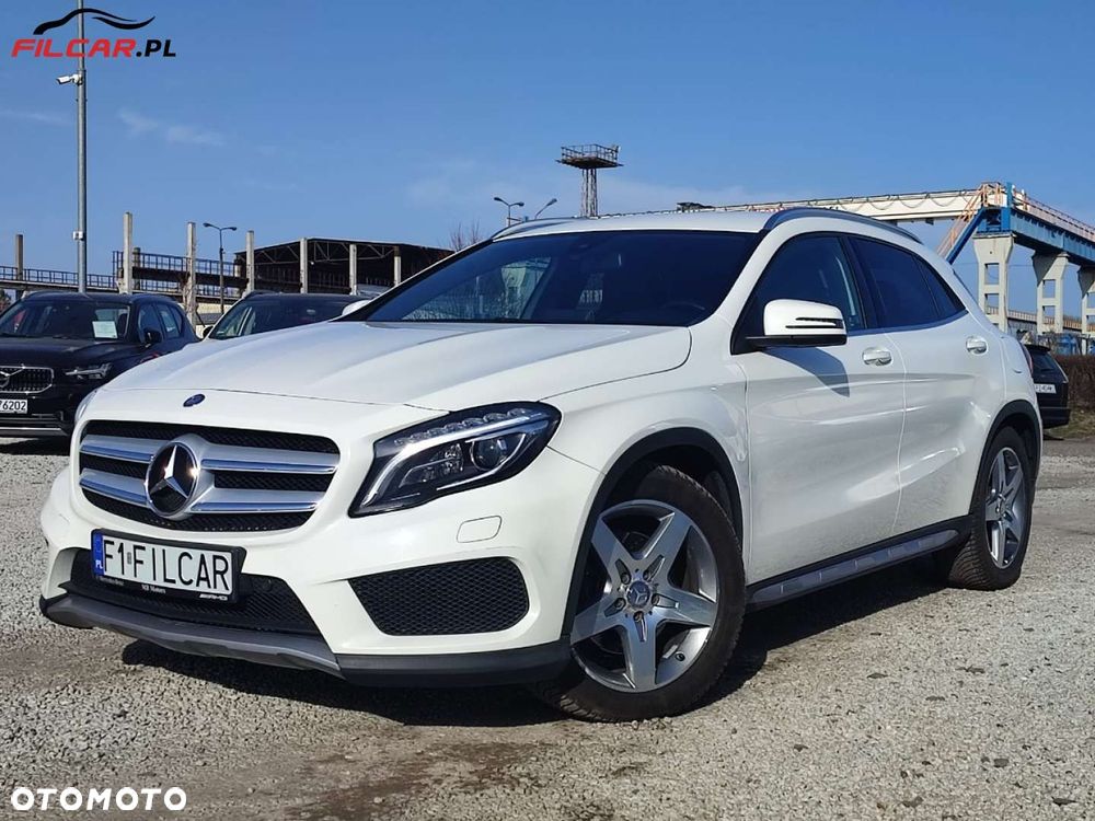 Mercedes-Benz GLA - 2