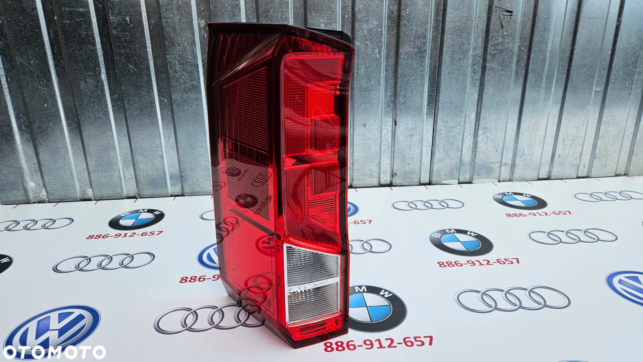 VW Crafter 2 II 2017- Lampa Tył Lewy Lampa Tylna Lewa Kompletna 7C0945095H Europa 2019 ROK - 2