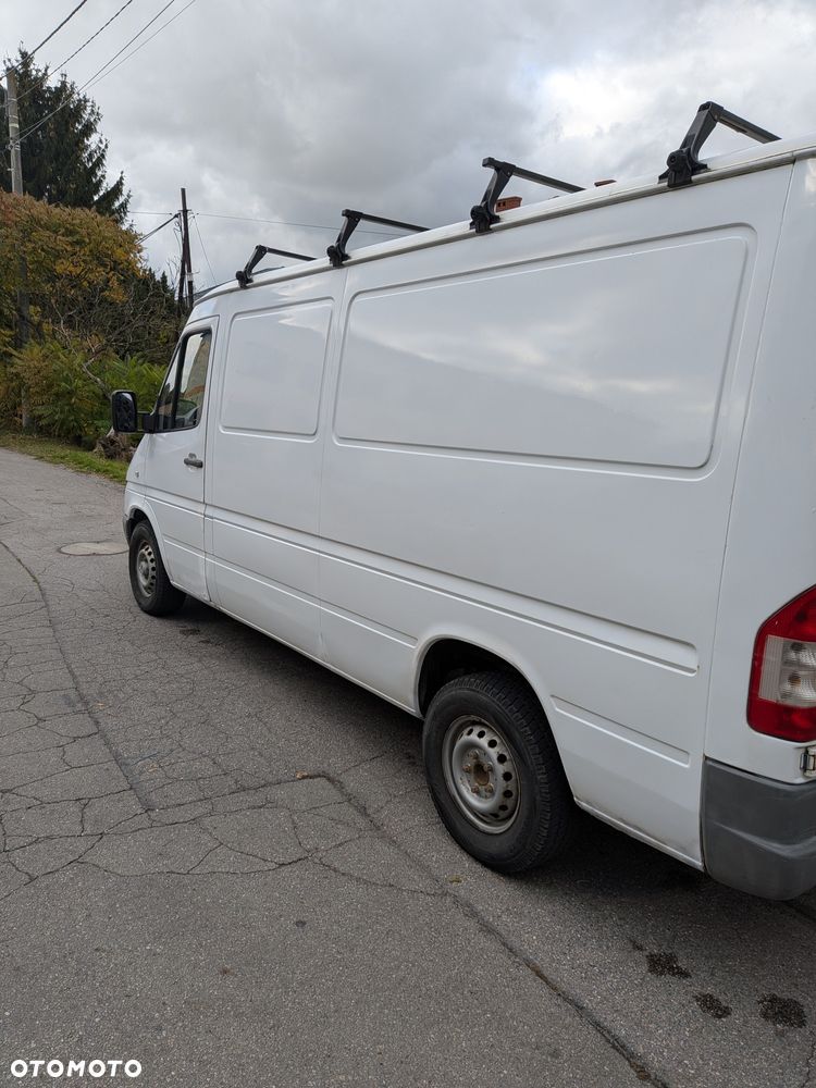 Mercedes-Benz Sprinter - 10