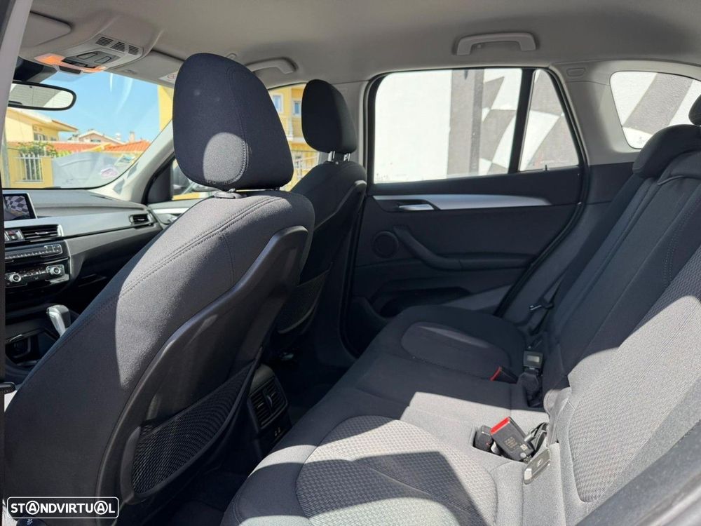 BMW X1 xDrive25e Advantage - 9